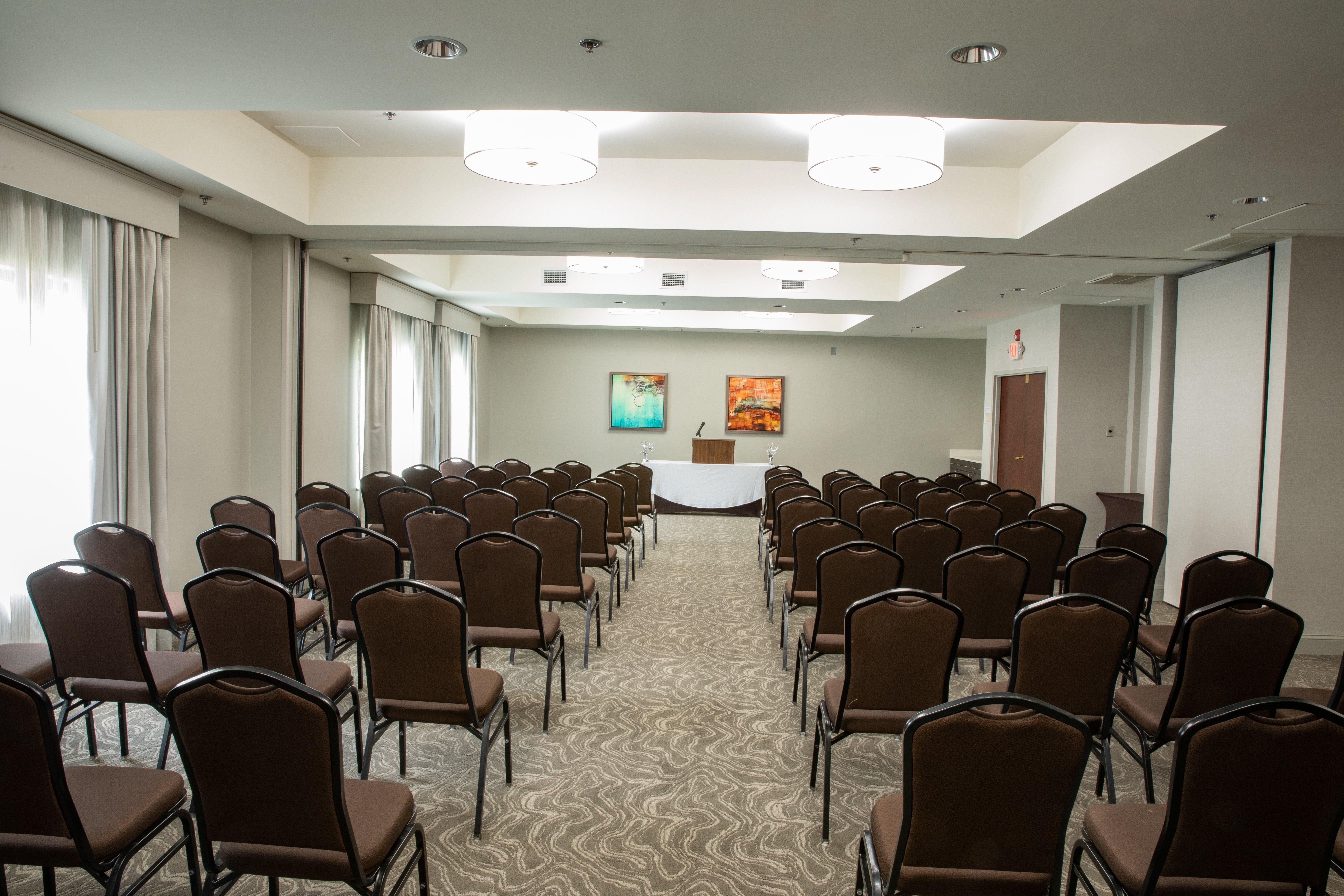 Holiday Inn & Suites Raleigh Cary By Ihg Екстер'єр фото