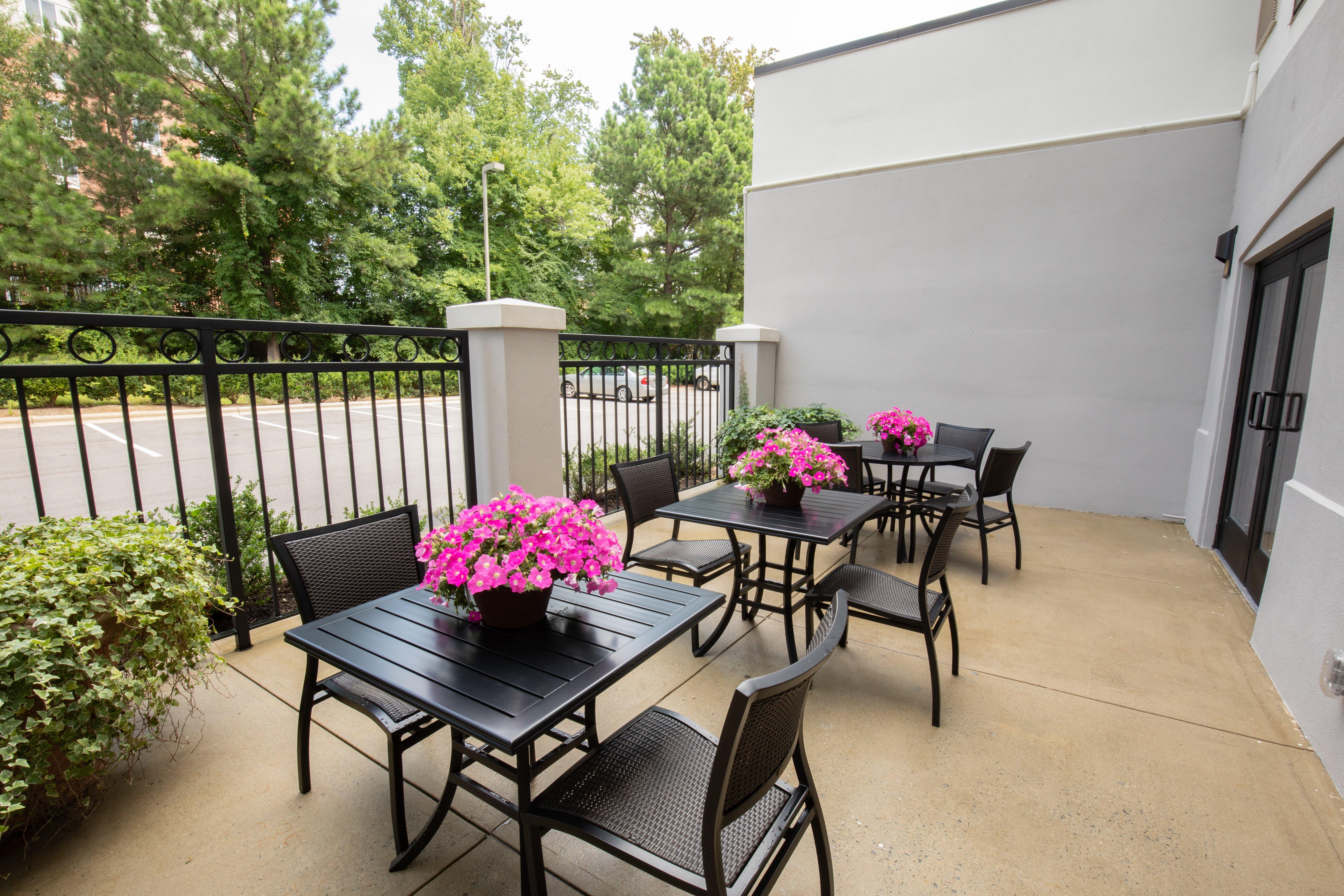 Holiday Inn & Suites Raleigh Cary By Ihg Екстер'єр фото