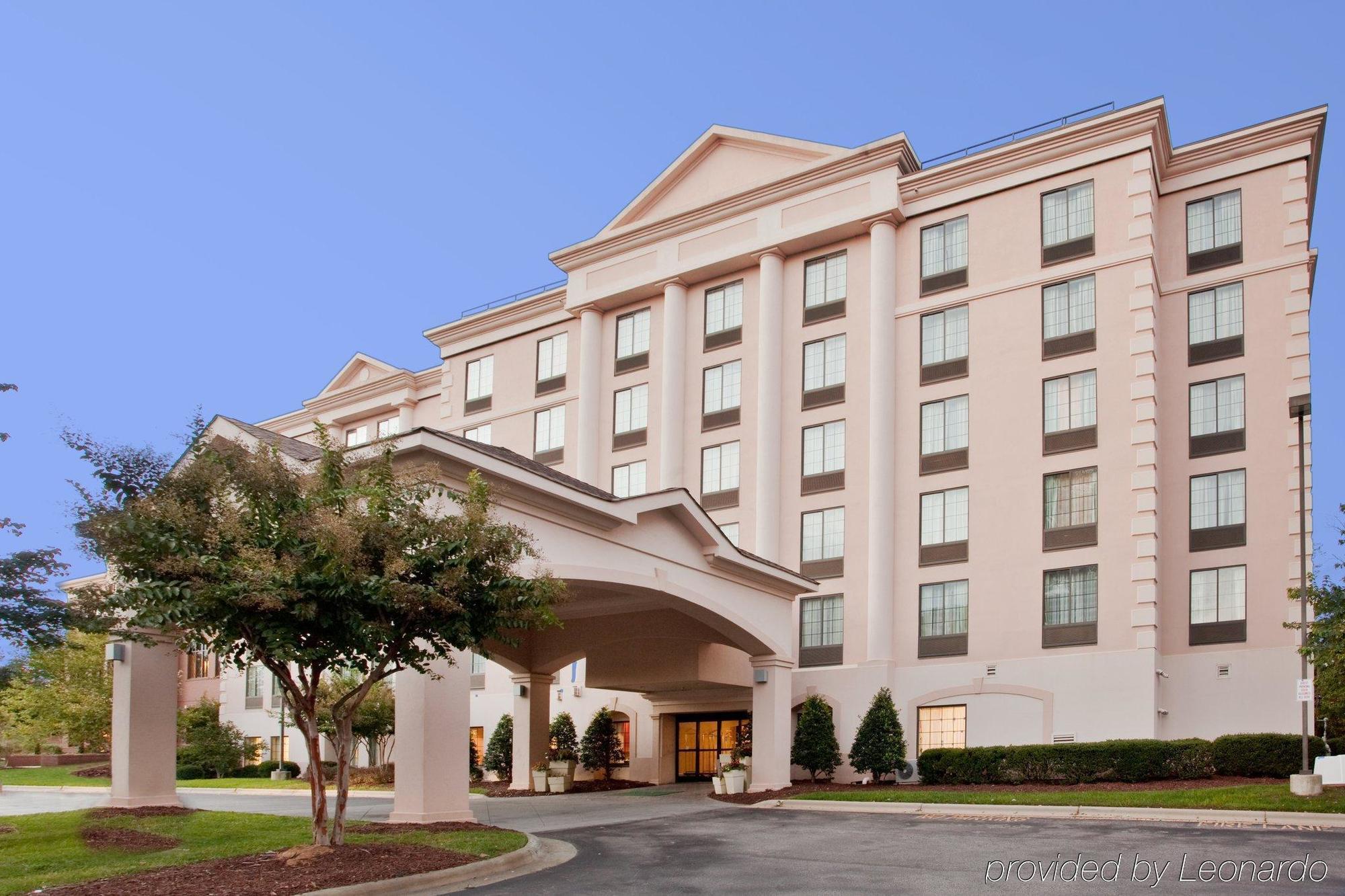 Holiday Inn & Suites Raleigh Cary By Ihg Екстер'єр фото